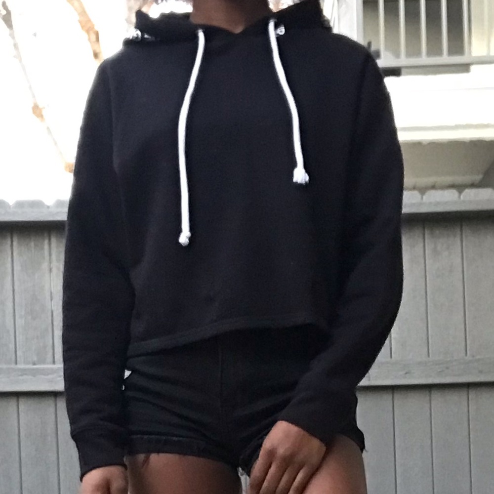 Cropped hoodie